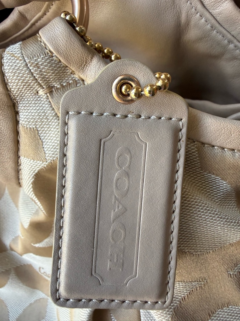 Coach jacquard kiss lock bag - Picture 8 of 12